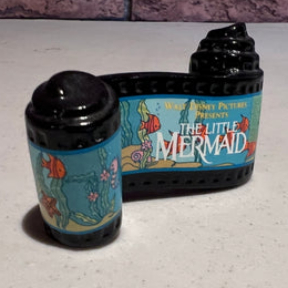 WDCC The Little Mermaid Opening Title Walt Disney Classics Collection Decor